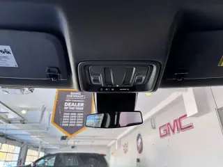 Chevrolet Silverado 1500 2026 4x4 RST 4 puertas Cabina de equipo 6.6 pies. Caja corta