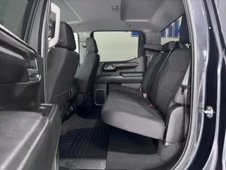 Chevrolet Silverado 1500 2023 4x4 LT 4 puertas Crew Cab 5.8 pies. SB con 1LT