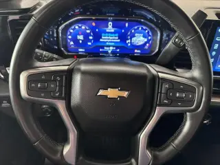 Chevrolet Silverado 1500 2023 4x4 LT 4 puertas Crew Cab 5.8 pies. SB con 1LT