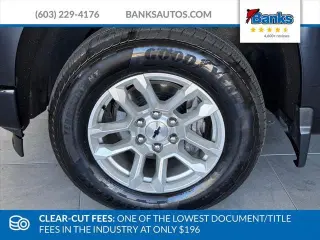 Chevrolet Silverado 1500 2023 4x4 RST 4 puertas Cabina Crew 5.8 pies. Caja corta