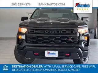 Chevrolet Silverado 1500 2024 4x4 Custom Trail Boss 4 puertas Cabina Crew 5.8 pies. SB