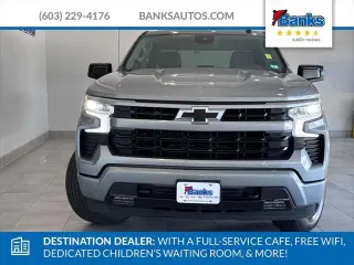 Chevrolet Silverado 1500 2024 4x4 RST 4 puertas Cabina de tripulación 5.8 pies. Caja corta