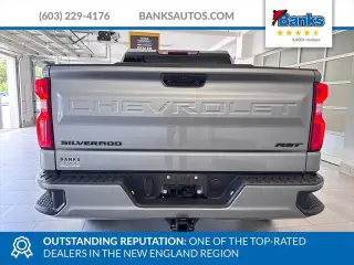 Chevrolet Silverado 1500 2024 4x4 RST 4 puertas Cabina de tripulación 5.8 pies. Caja corta