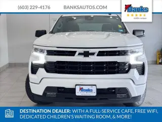 Chevrolet Silverado 1500 2023 4x4 RST 4 puertas Cabina Crew 5.8 pies. SB