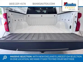 Chevrolet Silverado 1500 2023 4x4 RST 4 puertas Cabina Crew 5.8 pies. SB