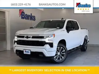 Chevrolet Silverado 1500 2023 4x4 RST 4 puertas Cabina Crew 5.8 pies. Caja corta