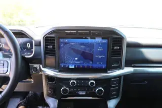 Ford F-150 2023 4x2 Lariat 4 puertas SuperCrew 5.5 pies SB