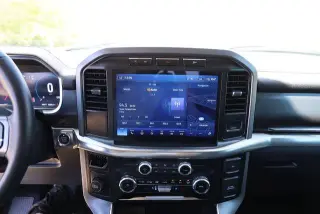 Ford F-150 2023 4x2 Lariat 4 puertas SuperCrew 5.5 pies SB