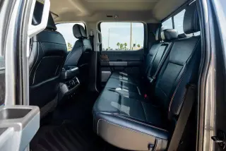 Ford F-150 2023 4x2 Lariat 4 puertas SuperCrew 5.5 pies SB