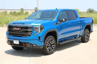 GMC Sierra 1500 2022 4x4 AT4 4dr Cabina Crew 5.8 pies. Caja corta