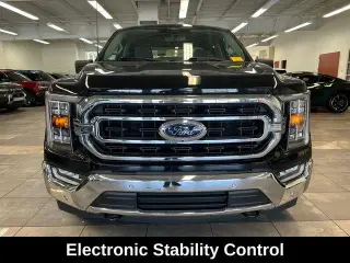 Ford F-150 2022 4x4 XLT 4 puertas SuperCrew 5.5 pies. SB