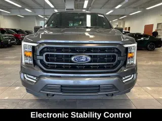 Ford F-150 2023 4x4 XLT 4 puertas SuperCrew 6.5 pies. SB