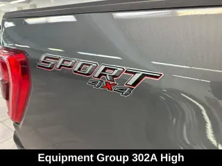 Ford F-150 2023 4x4 XLT 4 puertas SuperCrew 6.5 pies. SB