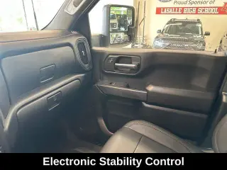 Chevrolet Silverado 3500HD 2023 4x4 Camión de Trabajo 4dr Crew Cab SB SRW