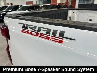 Chevrolet Silverado 1500 2024 4x4 LT Trail Boss 4 puertas Cabina Crew 5.8 pies. SB