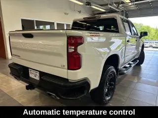 Chevrolet Silverado 1500 2024 4x4 LT Trail Boss 4 puertas Cabina Crew 5.8 pies. SB
