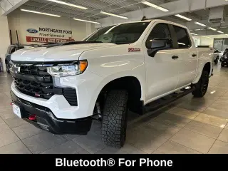 Chevrolet Silverado 1500 2024 4x4 LT Trail Boss 4 puertas Cabina Crew 5.8 pies. SB