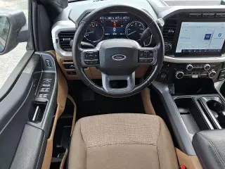 Ford F-150 2022 4x4 XLT 4 puertas SuperCrew 5.5 pies. SB