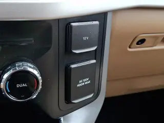 Ford F-150 2022 4x4 XLT 4 puertas SuperCrew 5.5 pies. SB
