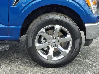 Ford F-150 2022 4x4 XLT 4 puertas SuperCrew 5.5 pies. SB