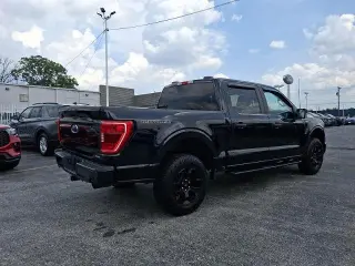 Ford F-150 2023 4x4 XL 4 puertas SuperCrew 5.5 pies SB