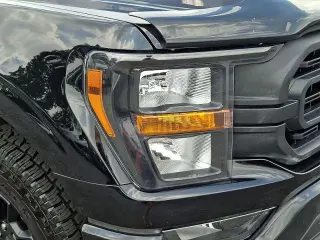 Ford F-150 2023 4x4 XL 4 puertas SuperCrew 5.5 pies SB