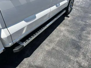 Ford F-150 2023 4x4 Lariat 4 puertas SuperCrew 5.5 pies. SB