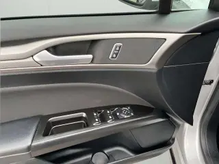 Ford Fusion 2017 SE 4 puertas Sedan