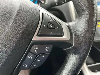 Ford Fusion 2017 SE 4 puertas Sedan