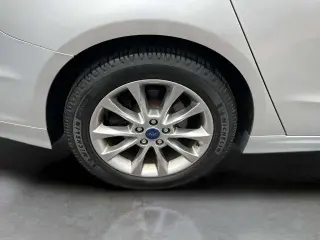 Ford Fusion 2017 SE 4 puertas Sedan