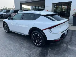 Kia EV6 2023 AWD Wind 4 puertas Crossover