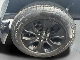 Ford F-150 2023 4x4 XLT 4 puertas SuperCrew 5.5 pies. SB