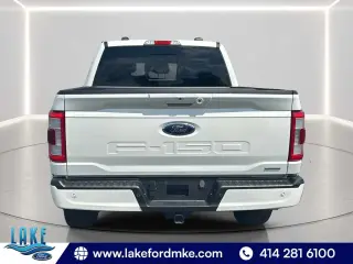 Ford F-150 2023 4x4 Lariat 4 puertas SuperCrew 5.5 pies. Caja corta