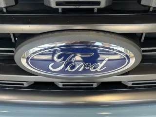 Ford F-150 2023 4x4 XLT 4 puertas SuperCrew 5.5 pies SB