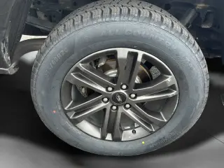 Ford F-150 2022 4x4 Lariat 4 puertas SuperCrew 6.5 pies. Caja corta