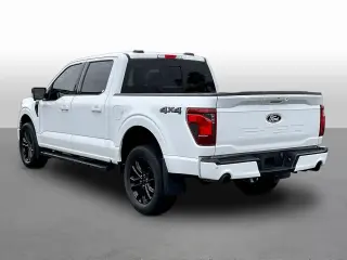 Ford F-150 2024 4x4 XLT 4 puertas SuperCrew 5.5 pies. SB