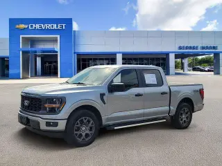 Ford F-150 2026 4x2 STX 4 puertas SuperCrew 5.5 pies. SB