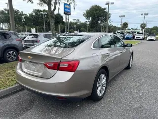 Chevrolet Malibu 2025 LT 4 puertas Sedán con paquete 1LT