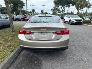 Chevrolet Malibu 2025 LT 4 puertas Sedán con paquete 1LT
