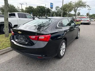 Chevrolet Malibu 2025 LT 4 puertas Sedán con paquete 1LT