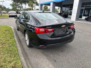 Chevrolet Malibu 2025 LT 4 puertas Sedán con paquete 1LT