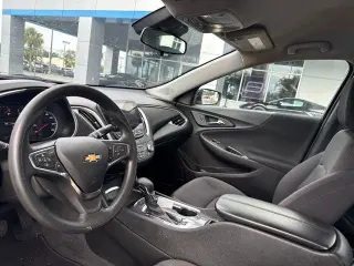 Chevrolet Malibu 2025 LT 4 puertas Sedán con paquete 1LT