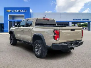 Chevrolet Colorado 2024 4x4 ZR2 4 puertas Crew Cab 5 pies. SB