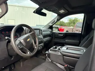 Chevrolet Silverado 1500 2020 4x2 Custom 4 puertas Double Cab 6.6 pies. SB