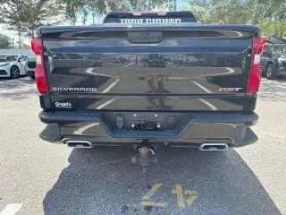 Chevrolet Silverado 1500 2024 4x4 RST 4 puertas Cabina Crew 5.8 pies. SB