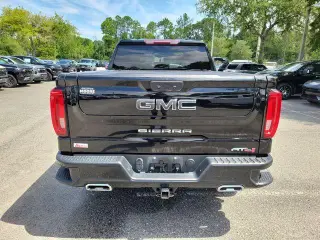 GMC Sierra 1500 2021 4x4 AT4 Cabina Crew 4 puertas 5.8 pies. Caja corta