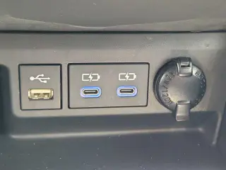 Toyota Highlander Híbrido 2022 AWD Platinum 4 puertas SUV