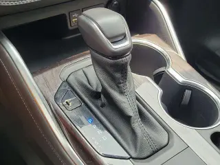 Toyota Highlander Híbrido 2022 AWD Platinum 4 puertas SUV