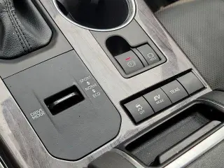 Toyota Highlander Híbrido 2022 AWD Platinum 4 puertas SUV