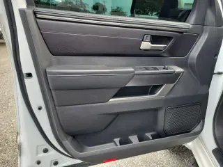 Toyota Tundra 2024 4x4 SR5 4 puertas CrewMax Cabina Pickup SB